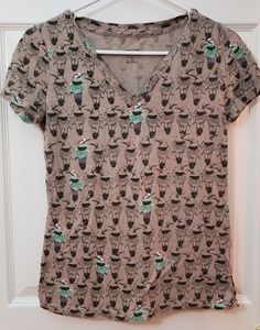 Taupe bird pattern v neck